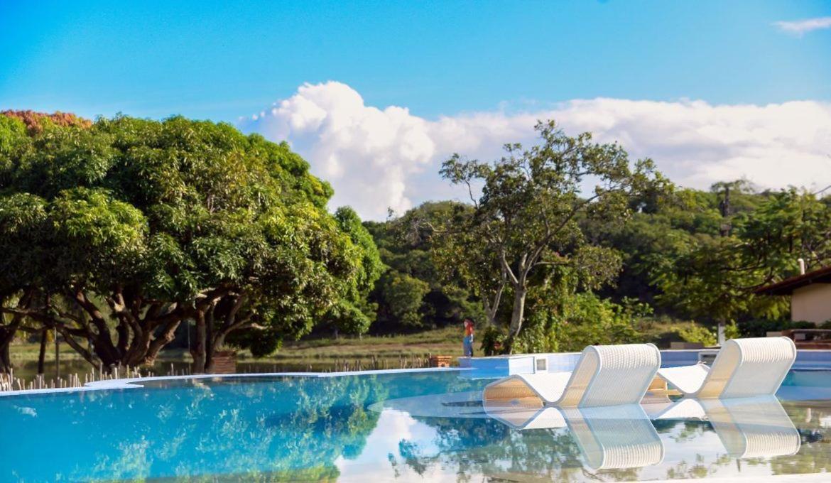 פריפואיירה Resort Fiore - Por Mme Hospitalidade מראה חיצוני תמונה